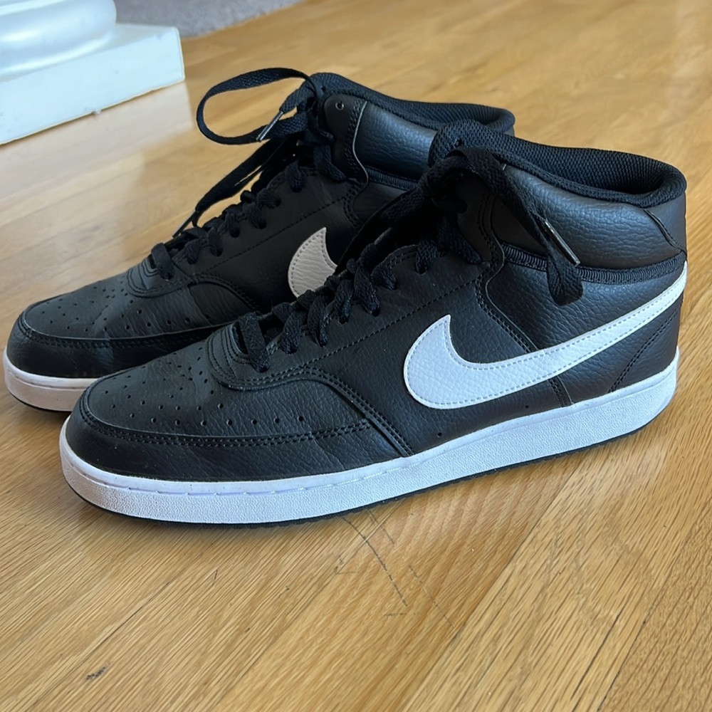 Nike high top shoes